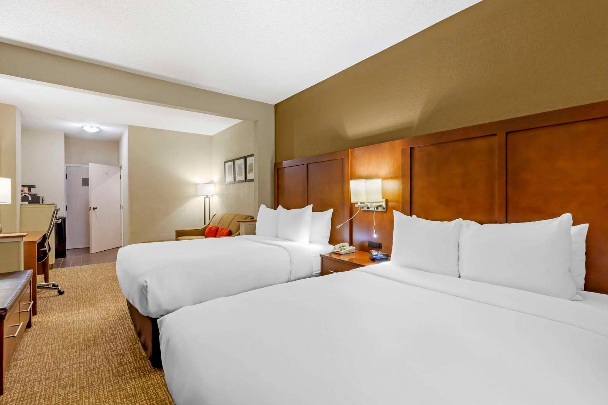 Comfort Suites Raleigh Walnut Creek Extérieur photo